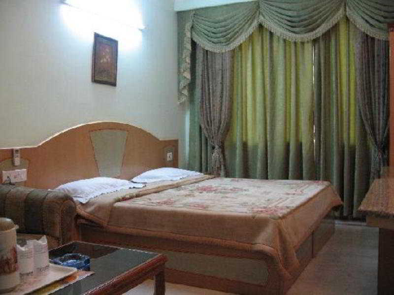 The Crest Inn Delhi  Rom bilde