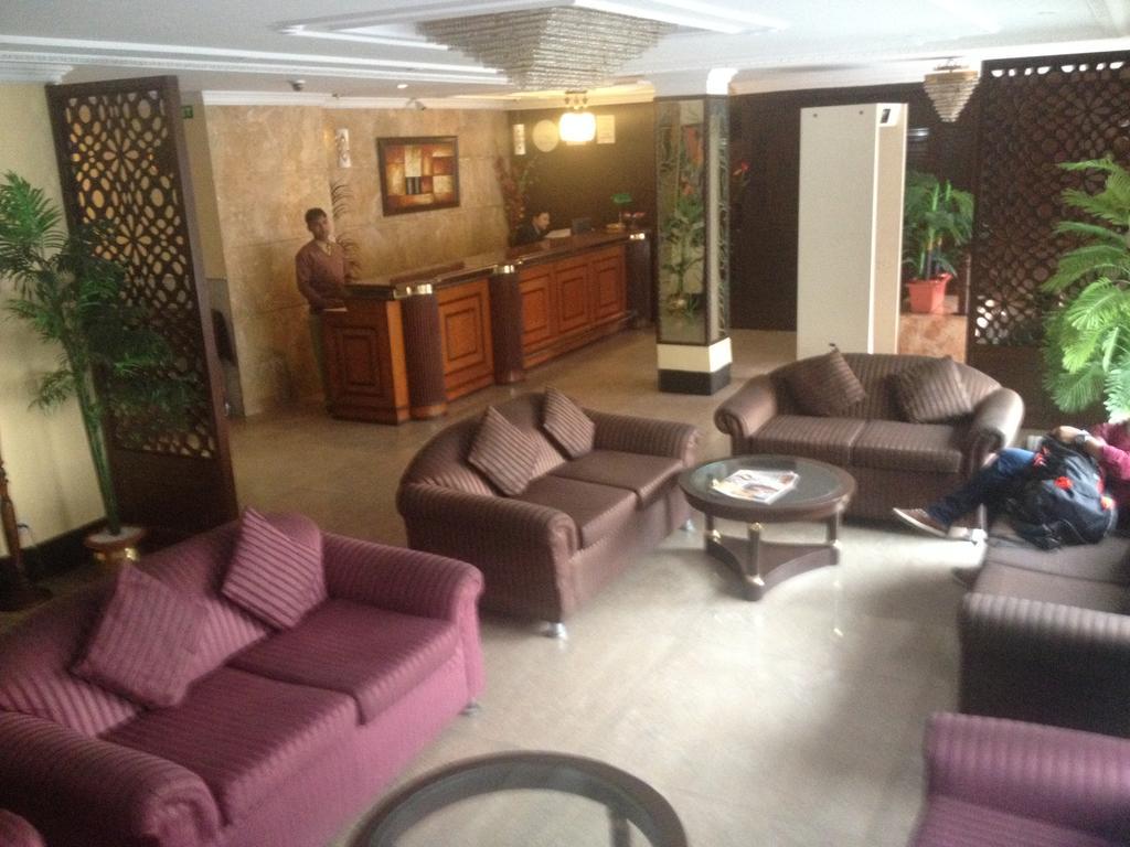 The Crest Inn Delhi  Eksteriør bilde