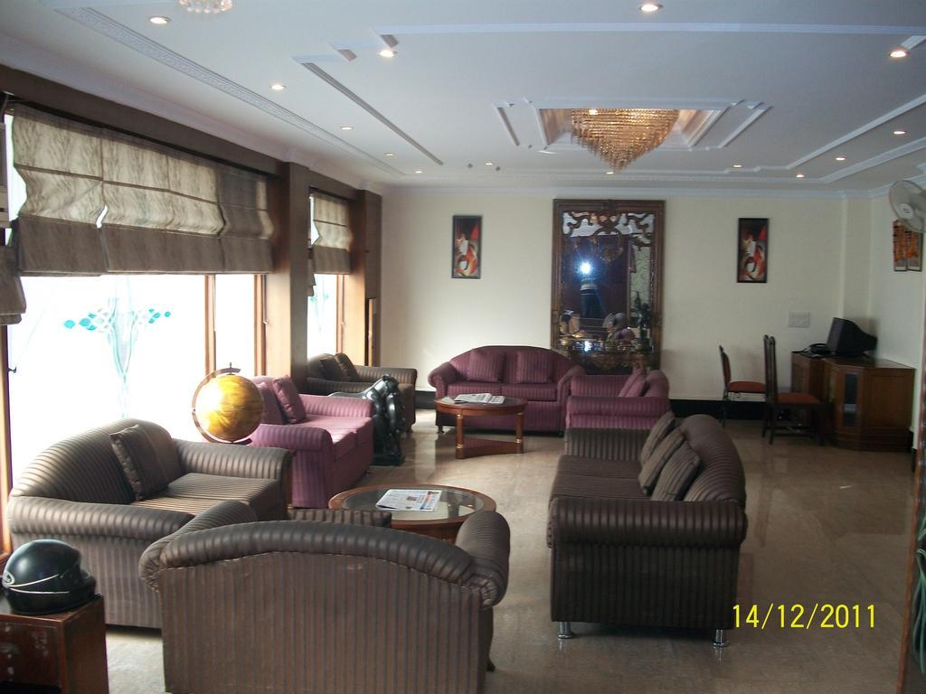 The Crest Inn Delhi  Eksteriør bilde